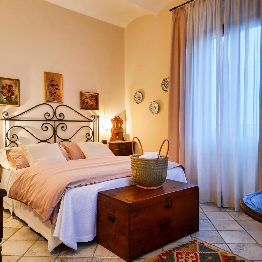 Boutique Hotel Fox'S Inn San Giustino Valdarno Exterior photo