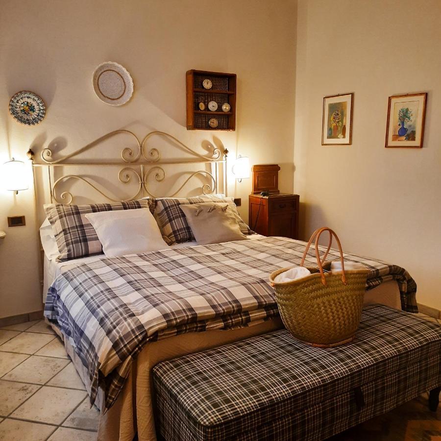 Boutique Hotel Fox'S Inn San Giustino Valdarno Exterior photo